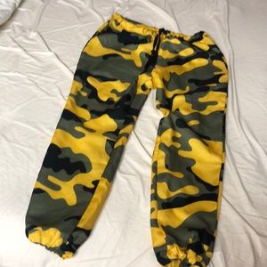 Army jogging pants 🎉🎊